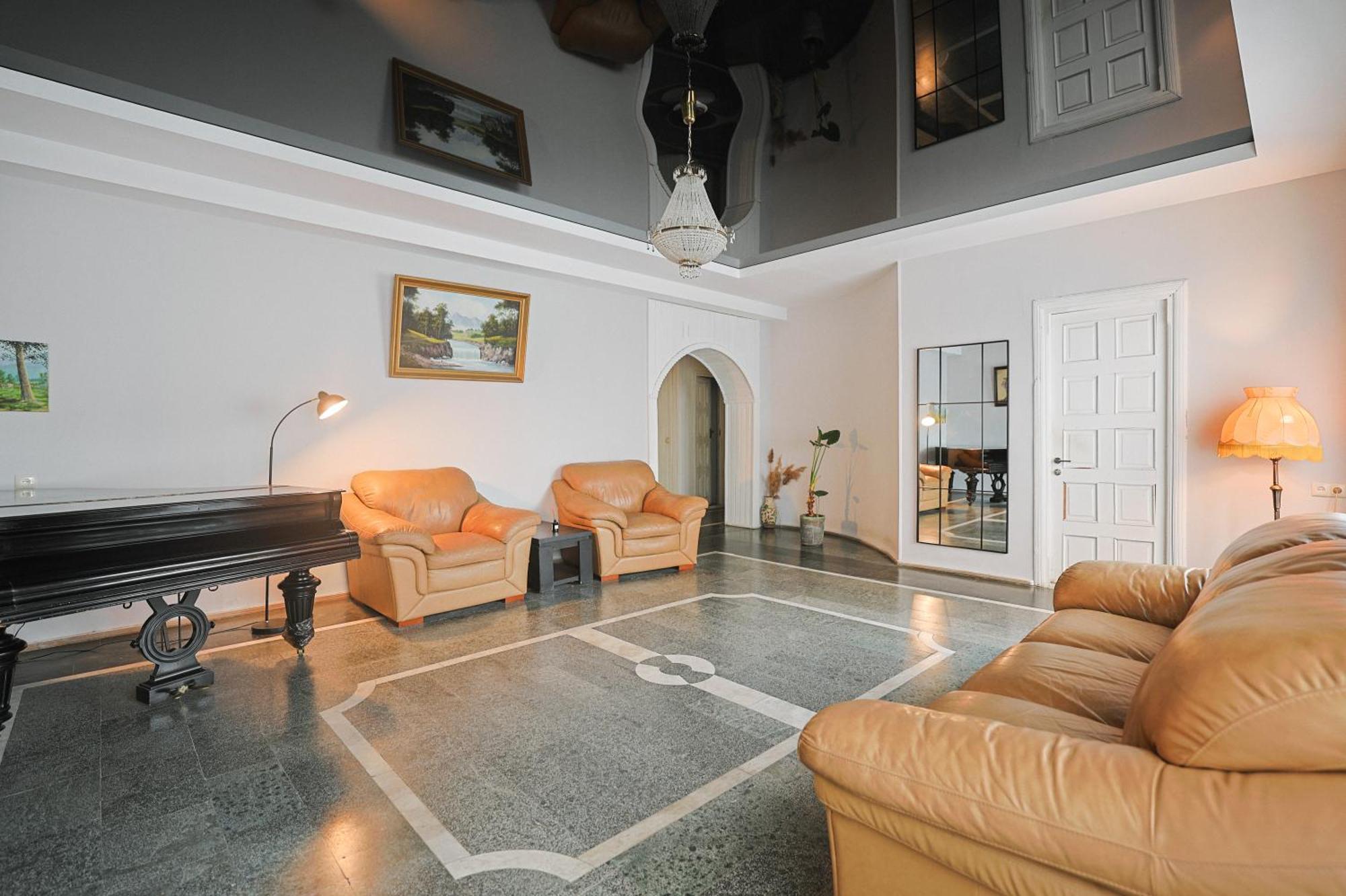 Hotel White House Tbilisi Buitenkant foto