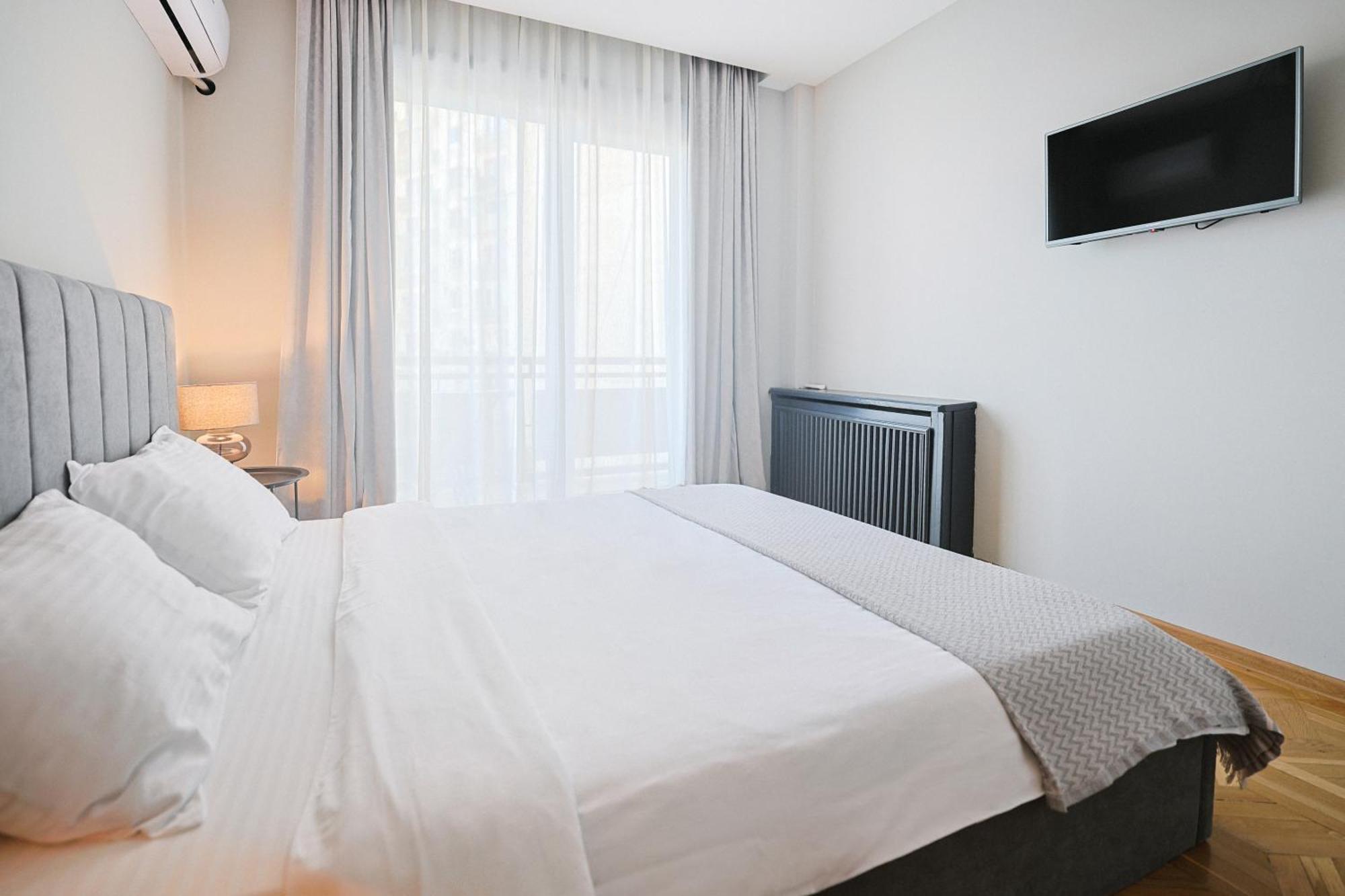 Hotel White House Tbilisi Buitenkant foto
